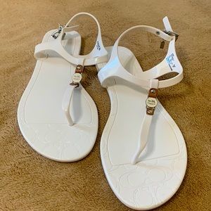 White Coach Piccadilly sandals women’s size 10